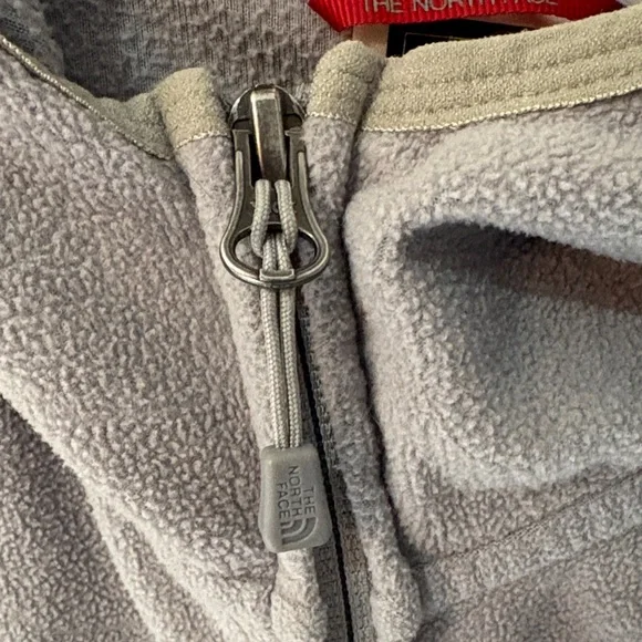 The North Face Gray Fleece Jacket - Picture 3 of 7